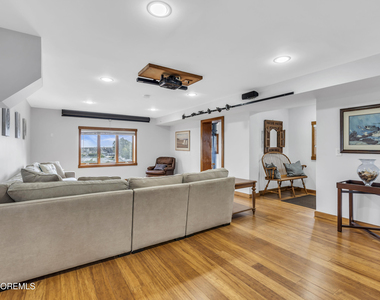 492 Ocean Avenue - Photo Thumbnail 27