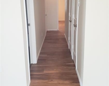 3432 Fashion Street - Photo Thumbnail 13