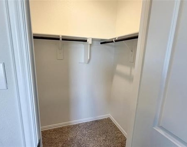 2653 Acadia Drive - Photo Thumbnail 29