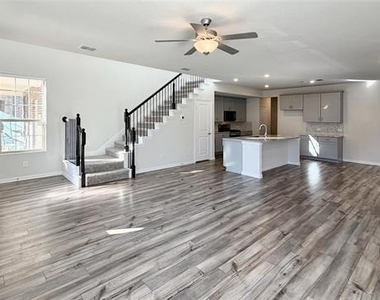 2653 Acadia Drive - Photo Thumbnail 3