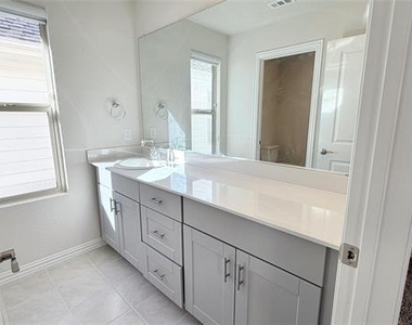 2653 Acadia Drive - Photo Thumbnail 24