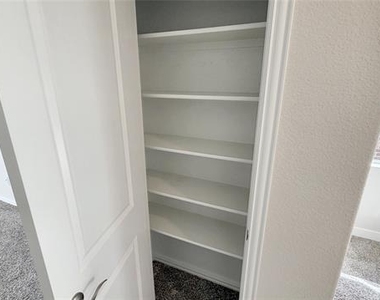 2653 Acadia Drive - Photo Thumbnail 17