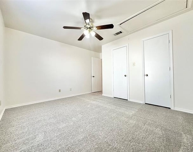 8869 Liberty Road - Photo Thumbnail 20