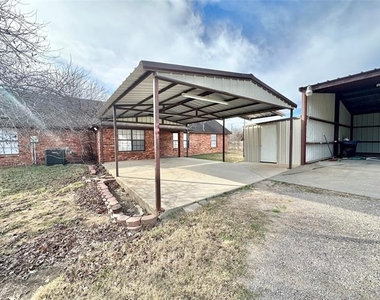 8869 Liberty Road - Photo Thumbnail 22