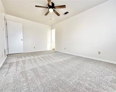 8869 Liberty Road - Photo Thumbnail 10