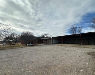 8869 Liberty Road - Photo Thumbnail 24