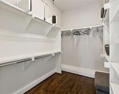 916 W Peach Street - Photo Thumbnail 14