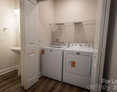 4160 Steel Way - Photo Thumbnail 31