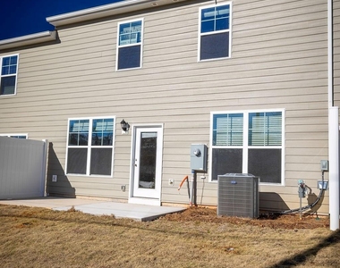 4160 Steel Way - Photo Thumbnail 10