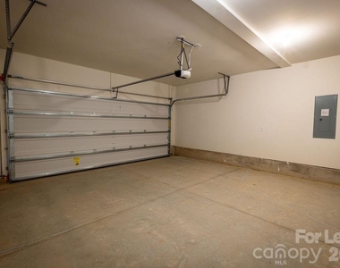 4160 Steel Way - Photo Thumbnail 11