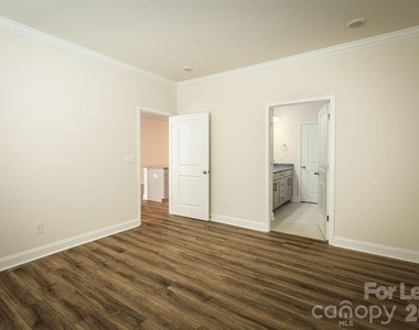 4160 Steel Way - Photo Thumbnail 18