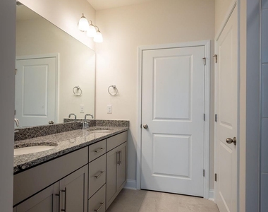 4160 Steel Way - Photo Thumbnail 19