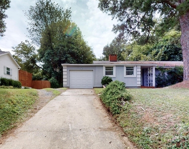 1136 E Woodlawn Road - Photo Thumbnail 1