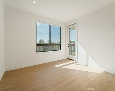 7510 Sepulveda Boulevard - Photo Thumbnail 22