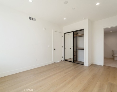 7510 Sepulveda Boulevard - Photo Thumbnail 18