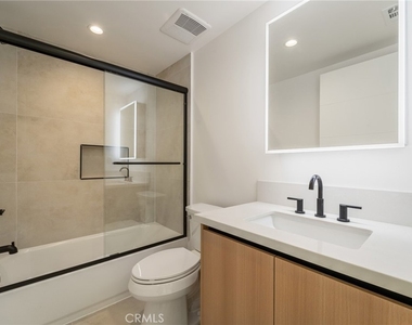 7510 Sepulveda Boulevard - Photo Thumbnail 18