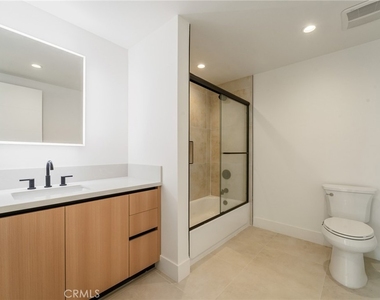 7510 Sepulveda Boulevard - Photo Thumbnail 16