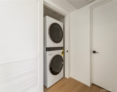 7510 Sepulveda Boulevard - Photo Thumbnail 15