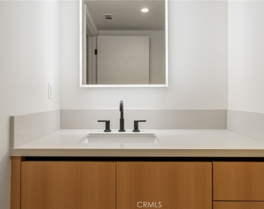 7510 Sepulveda Boulevard - Photo Thumbnail 14