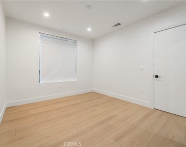 7510 Sepulveda Boulevard - Photo Thumbnail 13
