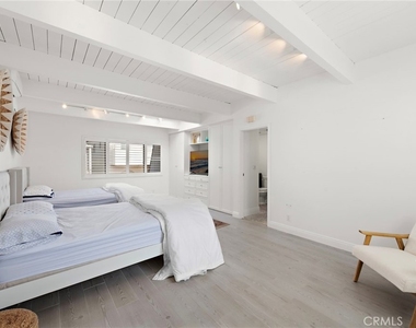 11770 Pacific Coast - Photo Thumbnail 8