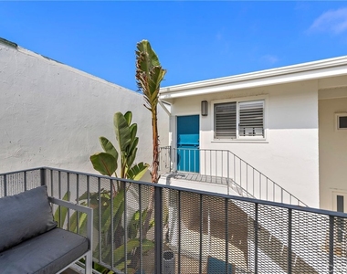11770 Pacific Coast - Photo Thumbnail 12