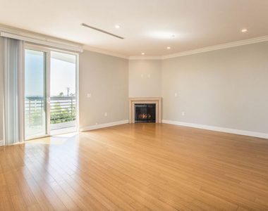 1283 Havenhurst Drive - Photo Thumbnail 2