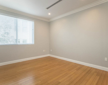 1283 Havenhurst Drive - Photo Thumbnail 5