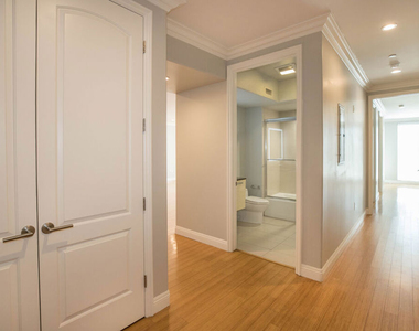 1283 Havenhurst Drive - Photo Thumbnail 3