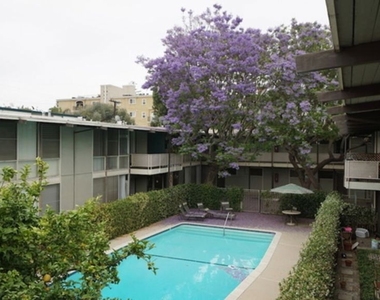 11133 Rose Avenue - Photo Thumbnail 1