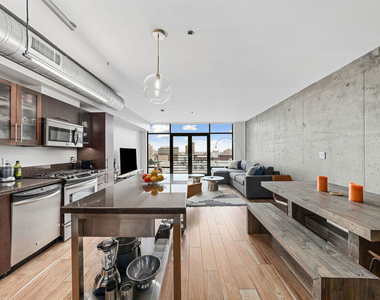 1111 S Grand Avenue - Photo Thumbnail 8