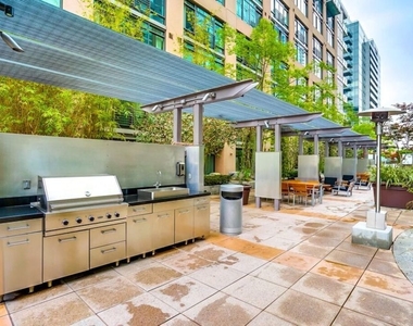 1111 S Grand Avenue - Photo Thumbnail 30