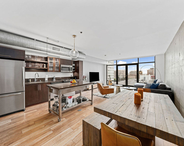 1111 S Grand Avenue - Photo Thumbnail 9