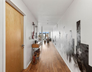 1111 S Grand Avenue - Photo Thumbnail 19