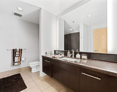 1111 S Grand Avenue - Photo Thumbnail 22