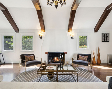 956 S Longwood Avenue - Photo Thumbnail 9