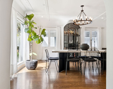 956 S Longwood Avenue - Photo Thumbnail 11