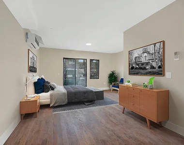 694 East 38th Street - Photo Thumbnail 3