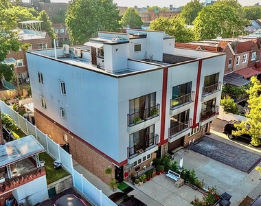 694 East 38th Street - Photo Thumbnail 12