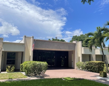 701 Lori Drive - Photo Thumbnail 33