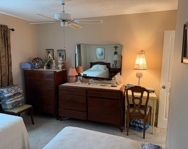701 Lori Drive - Photo Thumbnail 13