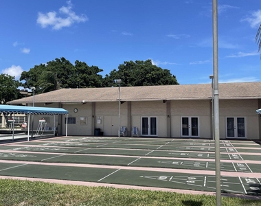 701 Lori Drive - Photo Thumbnail 25