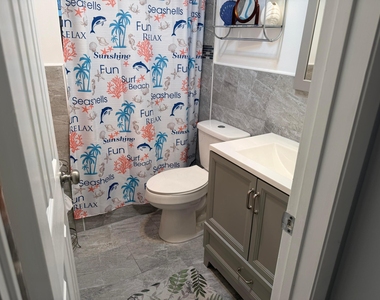 701 Lori Drive - Photo Thumbnail 10