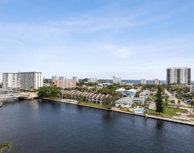 2880 Ne 14th St. Causeway - Photo Thumbnail 38