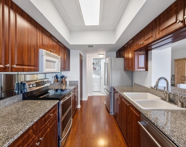 2880 Ne 14th St. Causeway - Photo Thumbnail 32