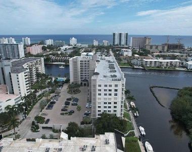 2880 Ne 14th St. Causeway - Photo Thumbnail 1