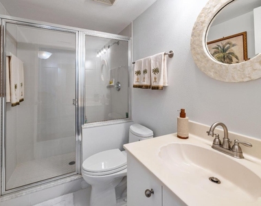 2880 Ne 14th St. Causeway - Photo Thumbnail 10