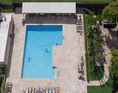 2121 N Ocean Boulevard - Photo Thumbnail 18