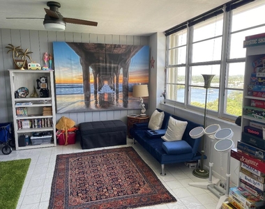 2121 N Ocean Boulevard - Photo Thumbnail 16