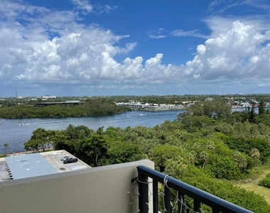 2121 N Ocean Boulevard - Photo Thumbnail 1